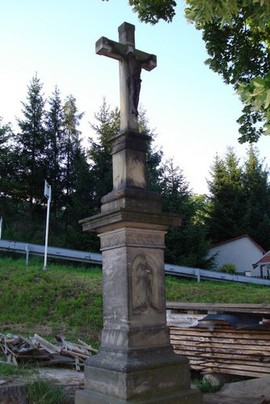 Kamenný kříž při cestě do Penčic z roku 1850